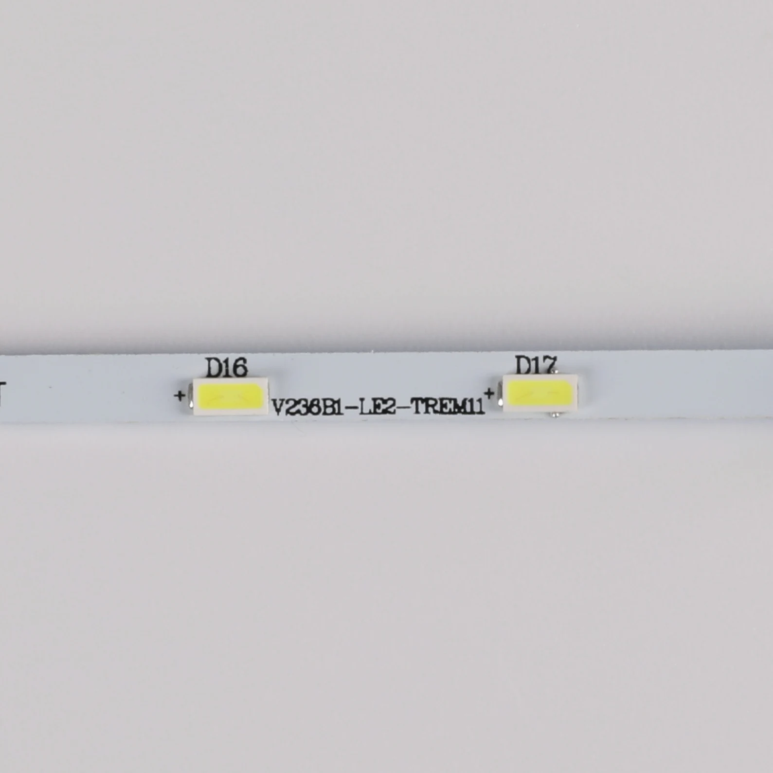 Skyworth-24 ġ LED Ʈ Ʈ, 24E600E, ȭ Ʈ Ʈ, 24 ġ, LED Ʈ, 24 ġ