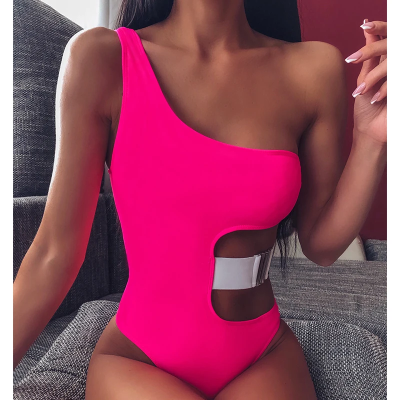 Günstige Peachtan einteiliges Leopard badeanzug weibliche 2020 monokini aushöhlen bademode frauen Sexy brazilian bikini eine schulter body