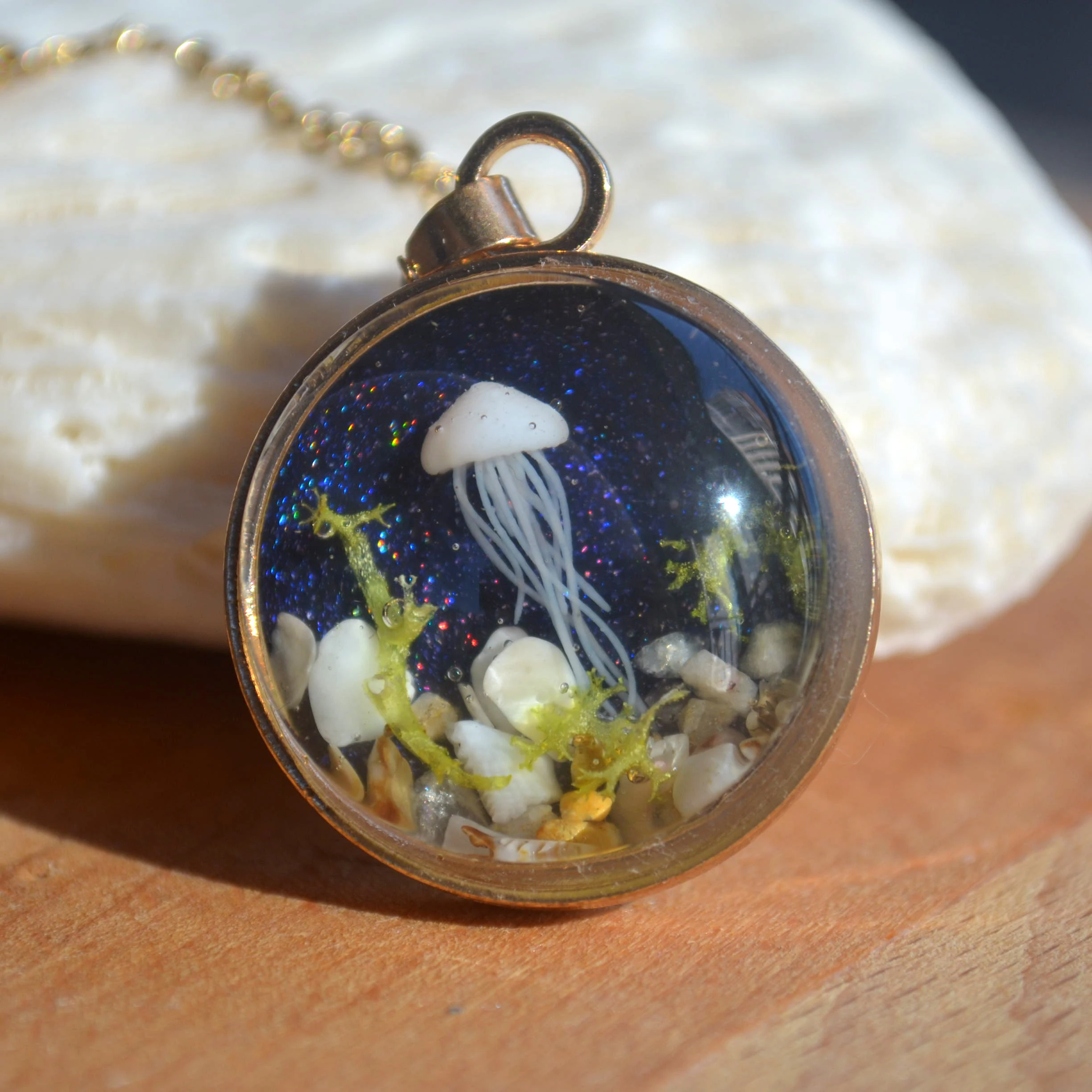 Jellyfish Stereoscopic Seabed Undersea 