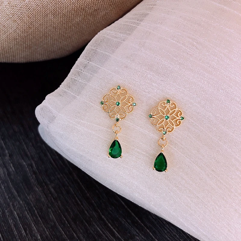 11684869830_881711810