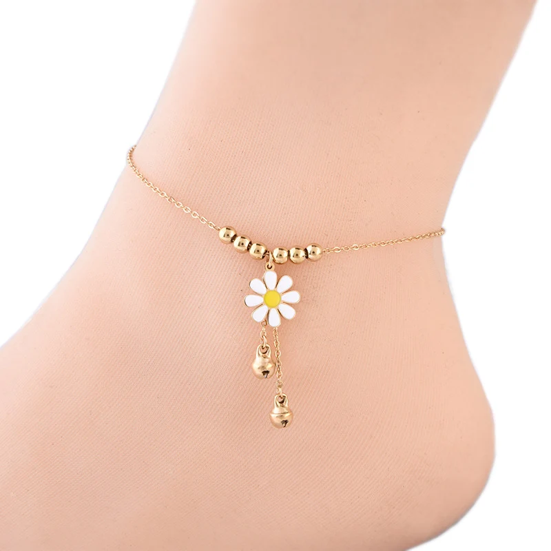 New Daisy Anklet Women Stainless Steel Daisy Flower Chain Anklet Tassel Bell Foot Jewelry Titanium Gold Cute Female Summer Gift New Daisy Anklet Women Stainless Steel Daisy Flower Chain Anklet Tassel Bell Foot Jewelry Titanium Gold Cute Female Summer Gift