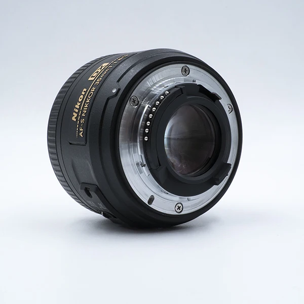 Nikon 35/1.8 G Lens AF-S 35mm f/1.8G DX camera Lenses for Nikon D3400 D3300 D3200 D5500 D5300 D5200 D5600 D7100 D7200 D7500