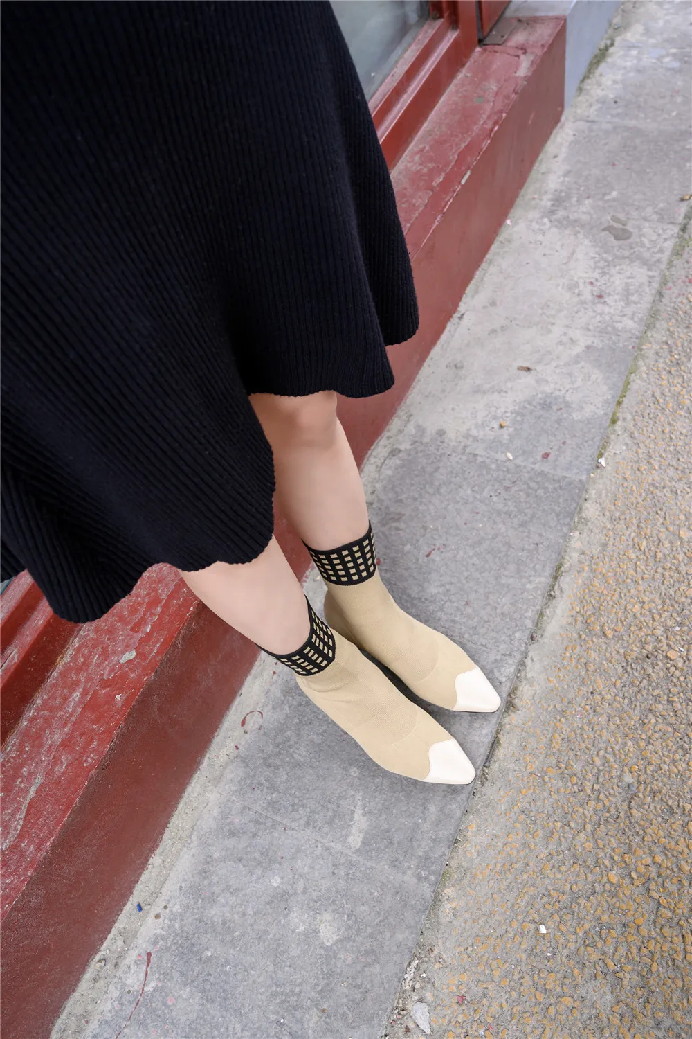 Пикантные эластичные ботильоны из натуральной кожи с острым носком; розовые сапоги на высоком каблуке в европейском стиле; вязаные эластичные сапоги; женская обувь; THS02 muyisxi