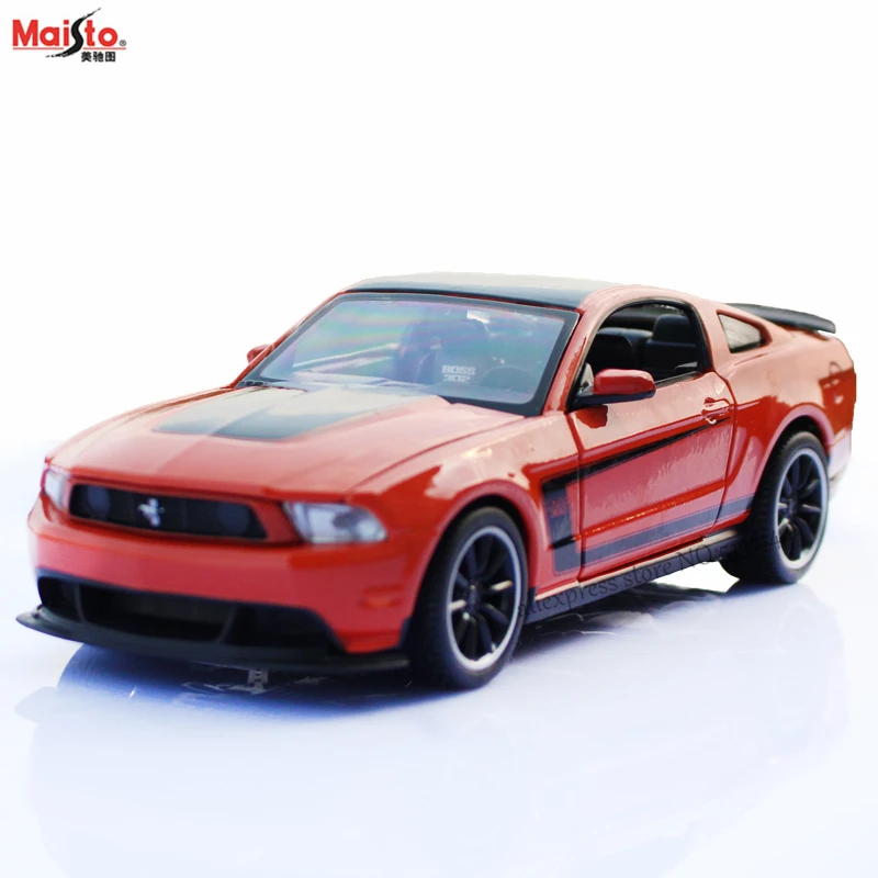Моделирующая модель автомобиля Maisto 1:24 Ford Mustang BOSS серии 302 из сплава поделки