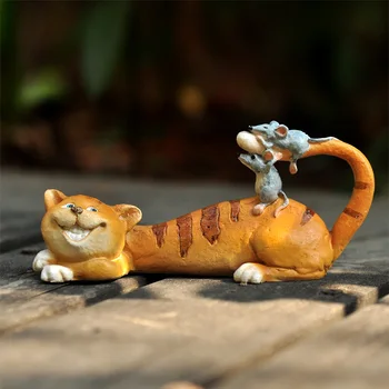 

Funny Cat and Mouse Resin Ornament Simulation Animal Figure Gifts for Kid Birthday present Home Decoration Dropshipping