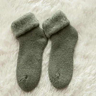 Зимние теплые носки женские теплые шерстяные носки Новые пушистые кашемировые зимние хлопковые носки черный махровый носок для сна Jerrinut 1 пара - Цвет: ArmyGreen