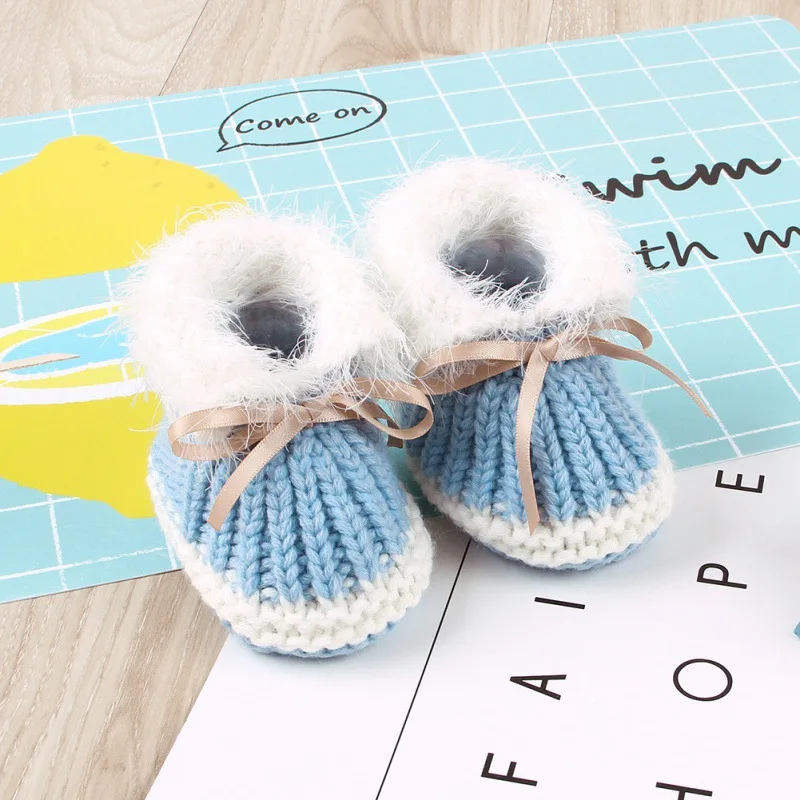 Осенне-зимняя детская обувь; милые детские первые ходунки; теплые вязаные сапоги для новорожденных