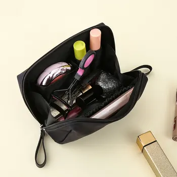 

Small Makeup Bag Portable Dropshipping High Quality Bag for Lipstick Travel Storage Bag Women Cosmetic Bag Cheap Nylon Hand