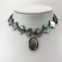 Трендовое ожерелье с кулоном в виде четырехлистного клевера черного цвета из натуральной швабры, черное ожерелье с кулоном золотого цвета для женщин, элегантный подарок