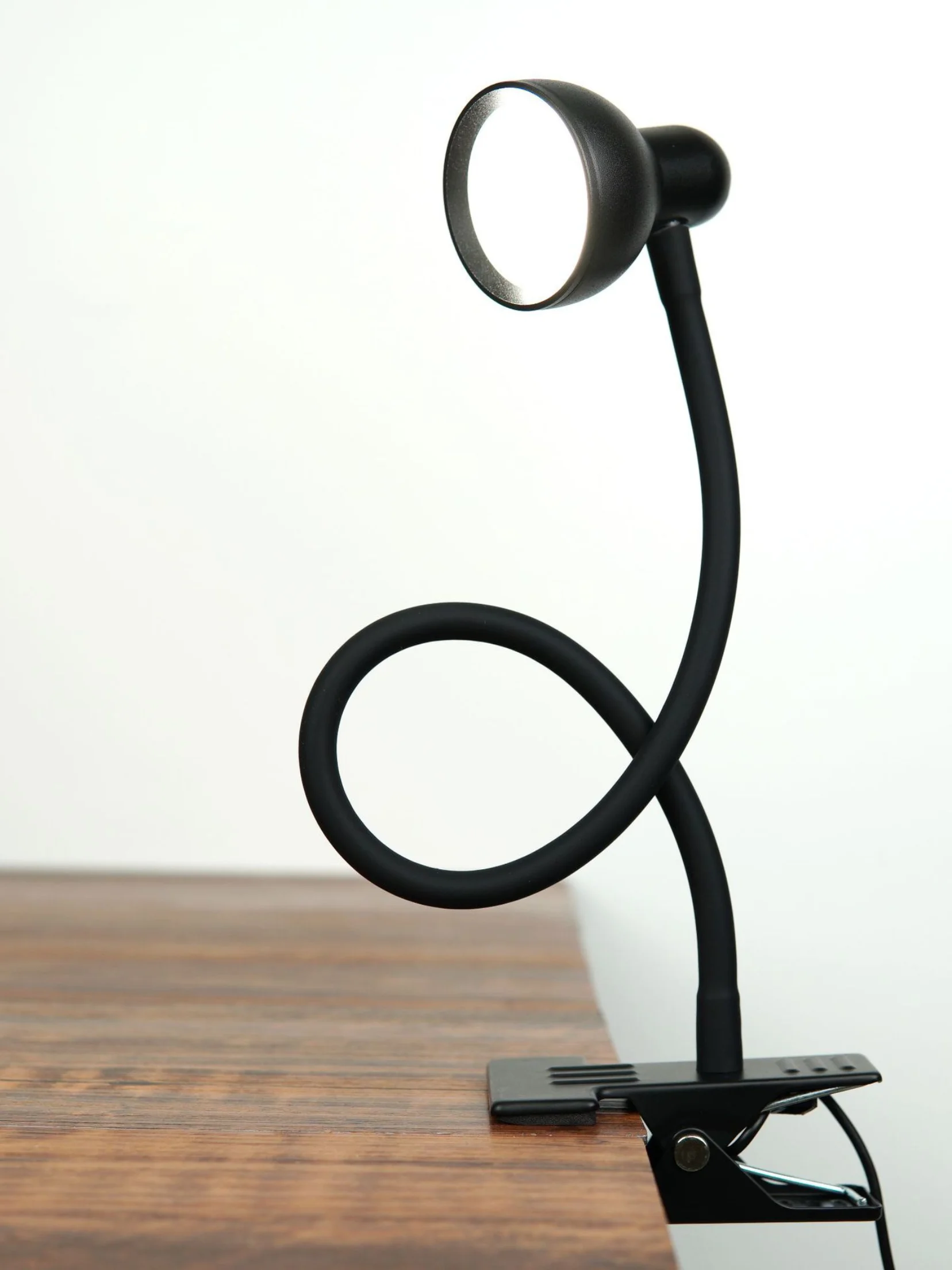 Clip on Desk Lamp, Reading Light, Adjustable Color Temperature, 6 Illumination Modes, 3000-6500K