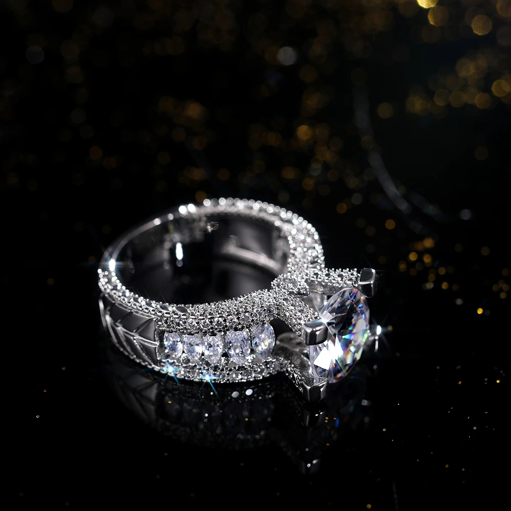 Bespoke Big Diamond Rings by eClarity Diamonds | Bridestory.com