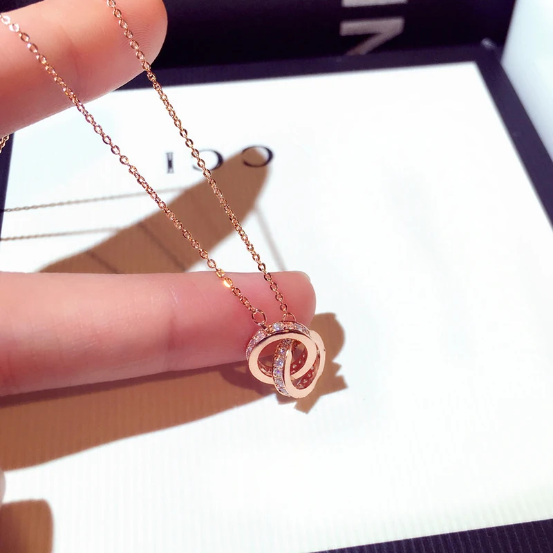 Copper Plated Real Gold Exquisite Buckle Circle Necklace for Women AAA Bling Zirconia Round Clavicle Chain Jewelry Accessories