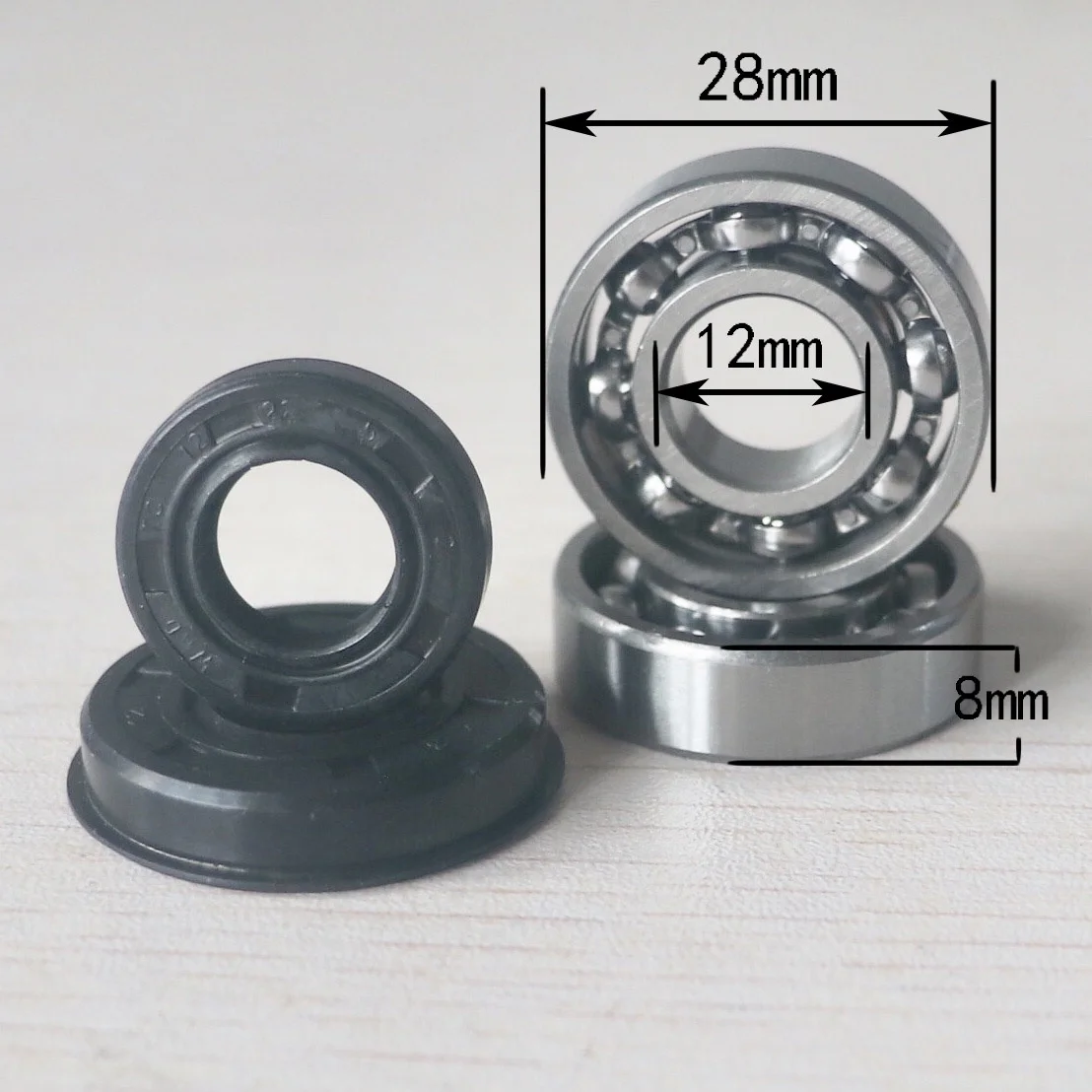 Crankshaft Oil Seal grooved ball Bearing Kit For 2500 25CC Chainsaw 5
