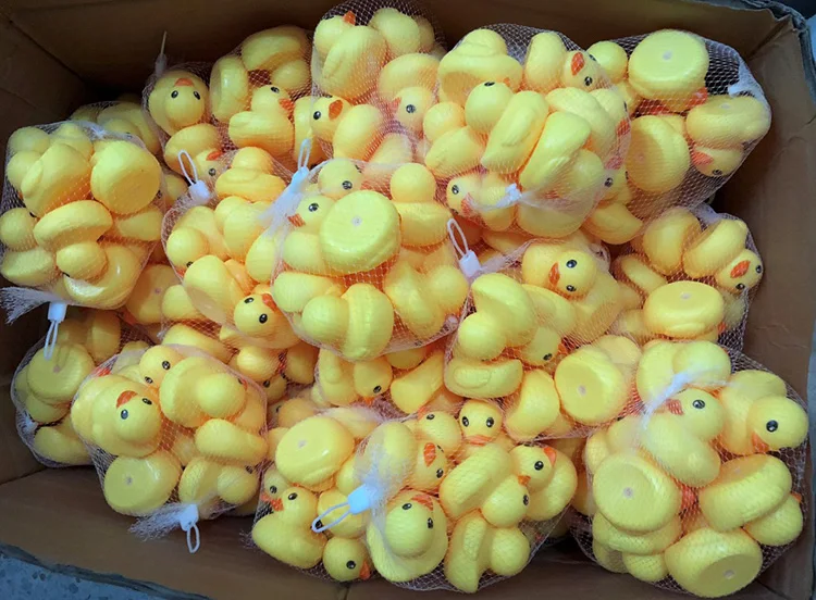 Игрушка играть с водой дети утка младенец Ванна Детский костюм маленький желтый клей системы утка материк Китай называется