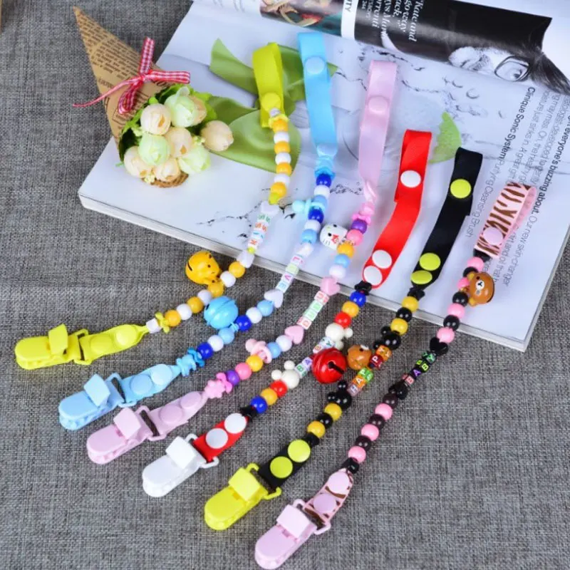 

1pcs Baby Pacifier Clip Plactic Baby Pacifier Clip Customized Holder for Nipples Cute Dummy Infant Teether Chain J0158