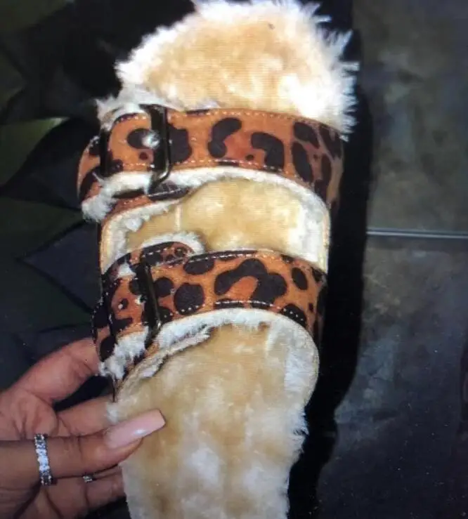 Leopard Модные зимние домашние теплые тапочки с мехом леопардовой расцветки; сандалии; Новинка года; женская обувь; модные Универсальные Тапочки - Цвет: Leopard