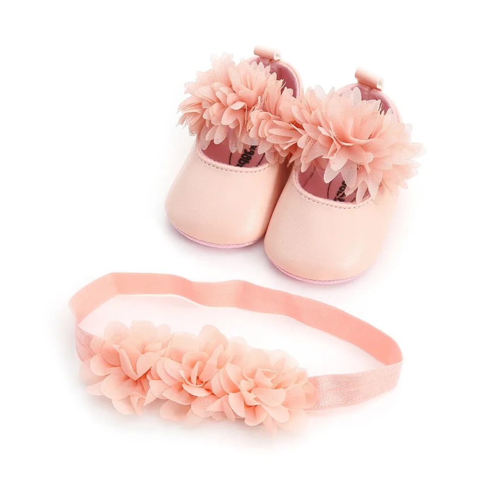 Милая обувь для маленьких девочек с кружевным цветком+ повязка на голову; комплект из 2 предметов для малышей 0-12 месяцев