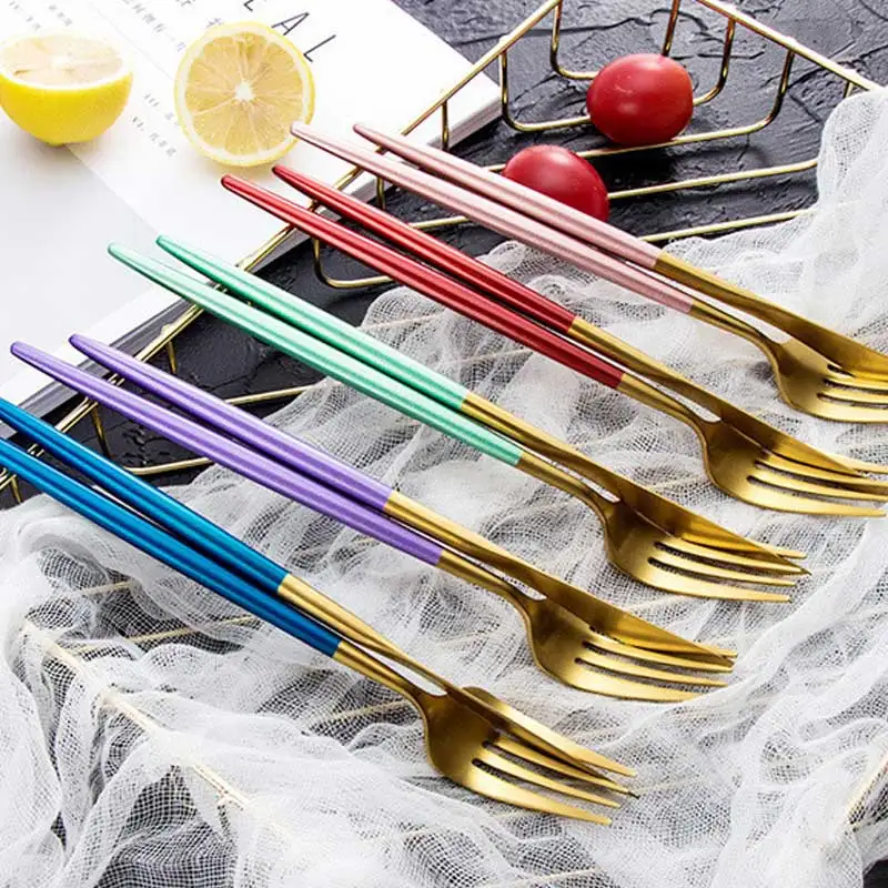 

Western Food Steak Supplies European Style Knife Fork Spoon Tableware Kitchen Accessories 4Pcs Cutlery Set Multicolor