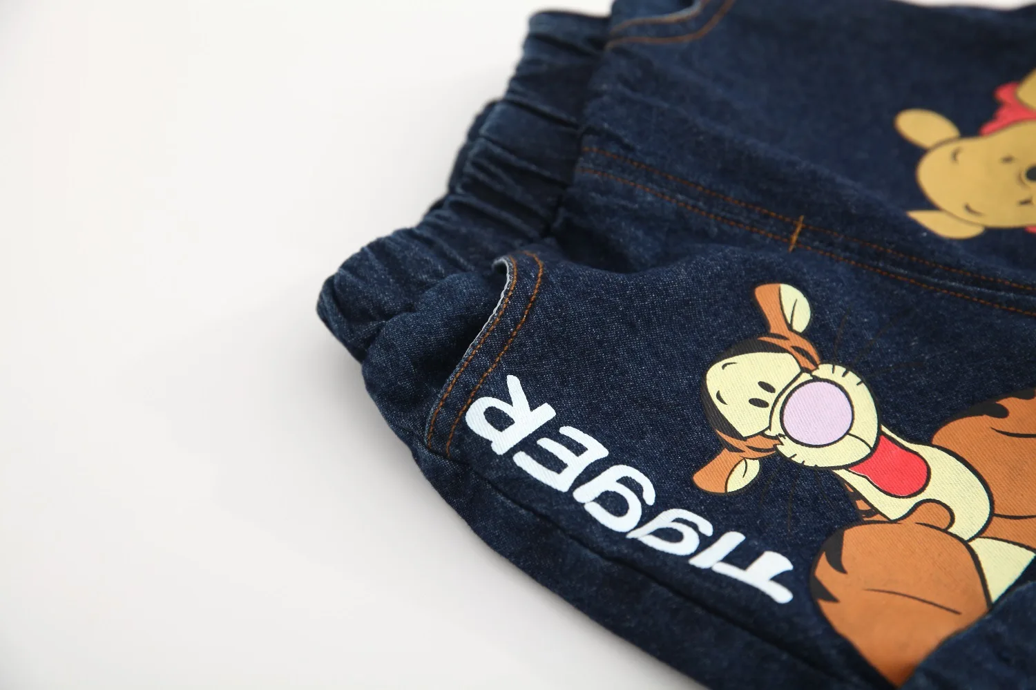 Childrenswear Baby Men And Women Children Cartoon Printed Washing Cowboy Revers Shorts Dk039