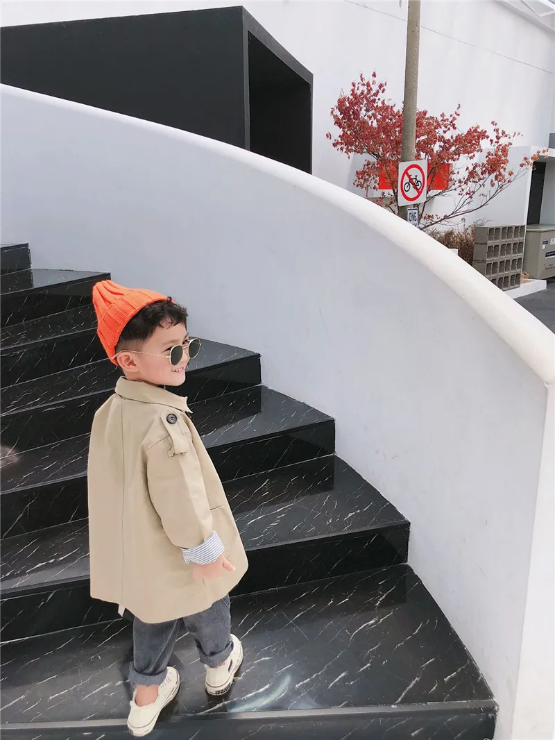 Плащ для детей 1, 2, 3, 4, 5, 6 лет Осенняя Новинка, модные корейские куртки для девочек, двубортная ветровка для мальчиков