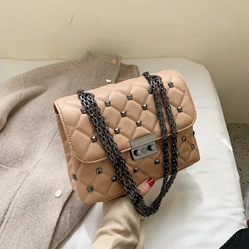 

Hot Selling Riveted Bag with Diamond Rivet for Women 2019 New Fashion Ladies Chain with One Shoulder and Oblique Square Bag
