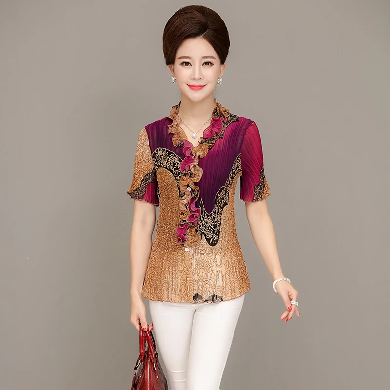 Middle-aged Mother Floral Shirt Top