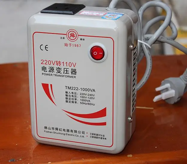 

Power 1000W Transformer Voltage Converter 220 V to 110 V Buck / 110V to 220 V Boost