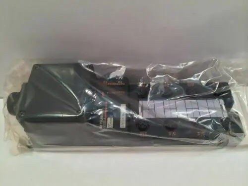 Новая коробка Mitsubishi PLC AJ65FBTA2-16T CC-Link транзистор выход AJ65FBTA216T
