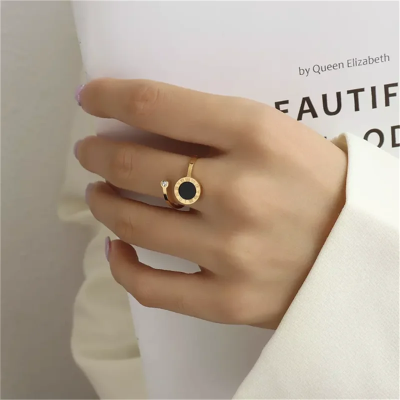 Adjustable Size Titanium Steel Roman numeral Love Ring Black and white shells Couple Jewelry