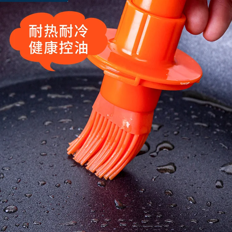 Japan Oil Brush Kitchen Pancakes Household Bakery Silicone Brush with Bottle High-temperature Resistant Oiler One-piece Barbecue