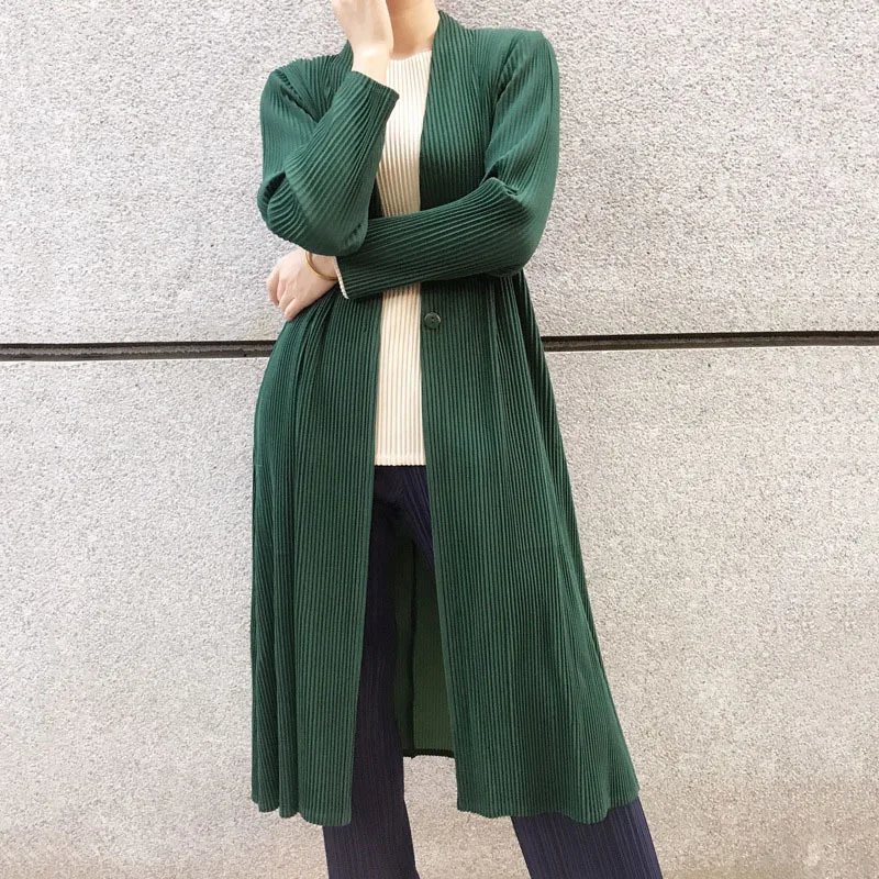 

LANMREM 2020 Autumn New Women's Folds Thick Solid Color Over The Knee Long Button Temperament Windbreaker Jacket 19B-a165