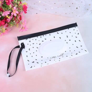 

New Baby Kids Wipe Clutch Carrying Bag Wet Wipes Dispenser Snap-strap Bag Pouch Outdoor Travel Wet Paper Towel Container