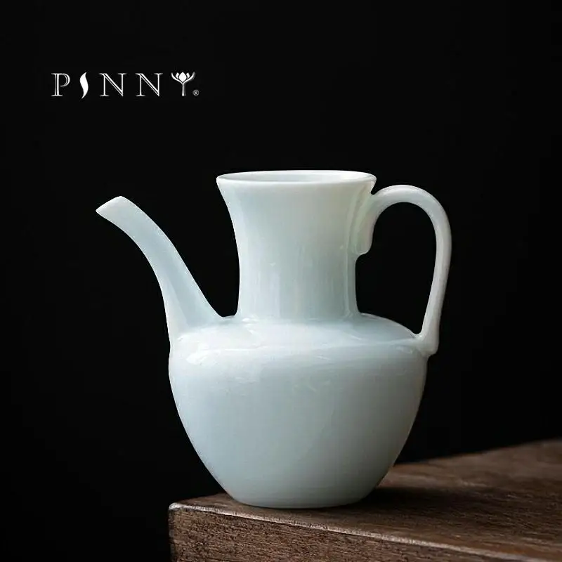 

PINNY 260ML Celadon Kung Fu Chahai Ceramic Large Fair Cup Thin Tire Retro Tea Service Traditional Chinese Drinkware