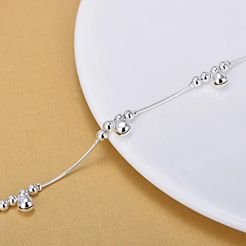 11698477677_823424115