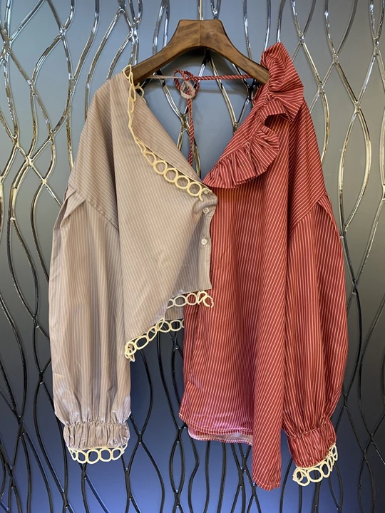 

2019 Early Autumn New Woman Irregular Colour Mosaic Finger Button Ring Edge Long Sleeve Loose Top 903