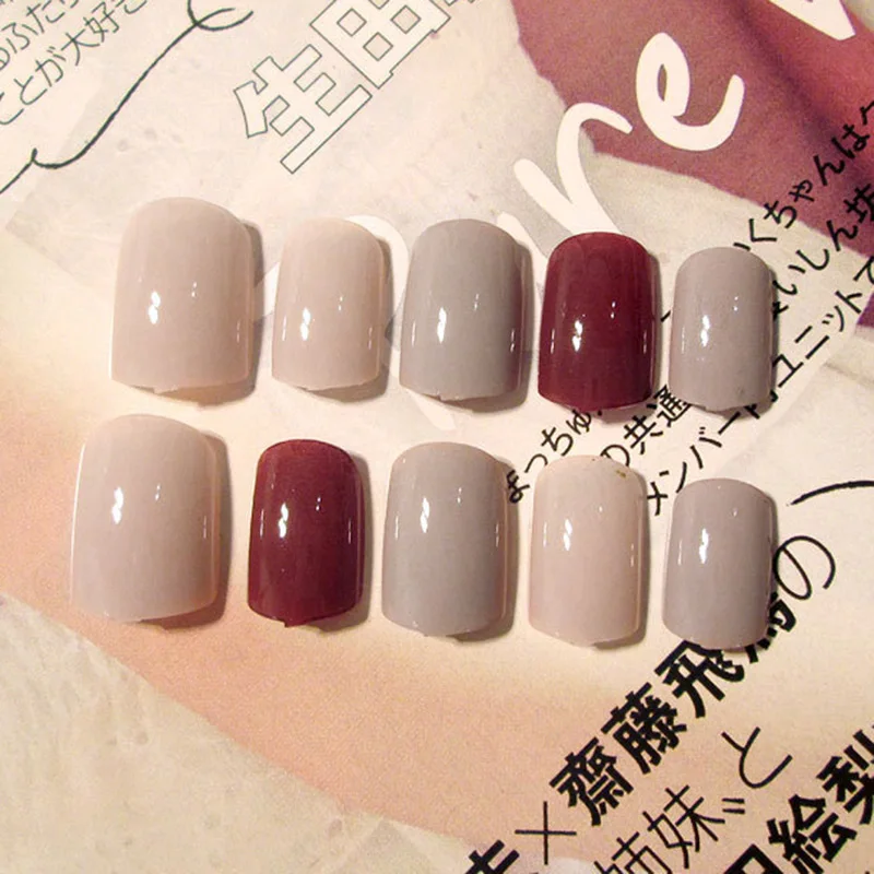 

Ladies Girls Fake Nails DIY Nails Patch Short Sticker Strips 24Pcs Artificial Durable Nail Art for Wedding Part ---MS
