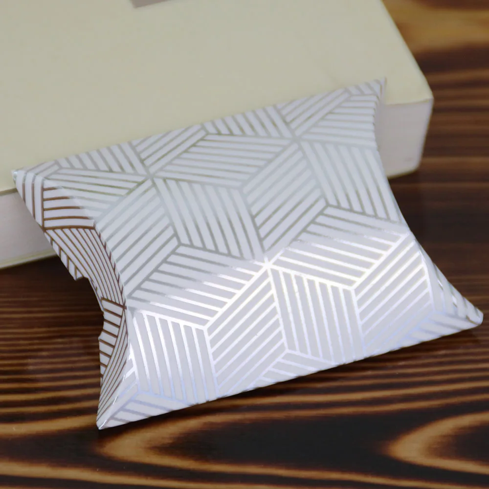 

Gold Bronzing Pillow Box Mini Jewelry Packaging Box Party Favors High Quality Wedding Dragees Boxes for Guests 50pcs/lot