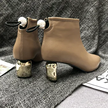 

Women's Pointed-Toe Short Boots Women's Chunky-Heel Fashion Slimming Martin Boots Ankle Boots for Women