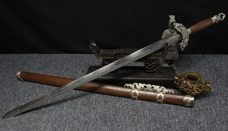 

Chinese Movie Crouching Tiger Hidden Dragon Green Destiny Cosplay Prop Metal Sword Weapons Halloween Christmas Fancy Party Props
