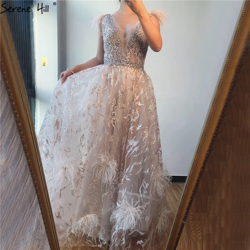 Серен Хилл Дубай шампанского v-образным вырезом сексуальное платье выпускного вечера Перья Кристалл без рукавов Формальное вечернее платье CLA70260