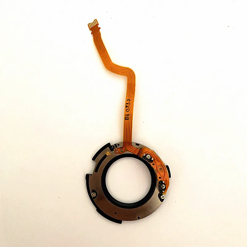 佳能85mmF1.8光圈组