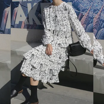 

New Fashion Designer Vintage Style Spring Summer Elegant Floral Printed Ruffles Women Dress Long Female Chiffon Dresses