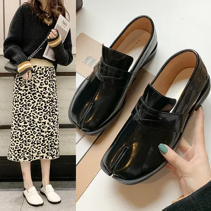 

Small leather shoes women's British style 2020 spring new European and American thick and wild fashion retro shoes women