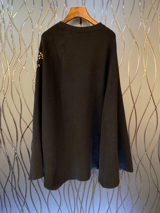 The new autumn and winter women's loose zipper shoulder beaded knit cape sweater 1207