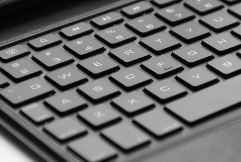 iPad mini 4 bluetooth keyboard (30)