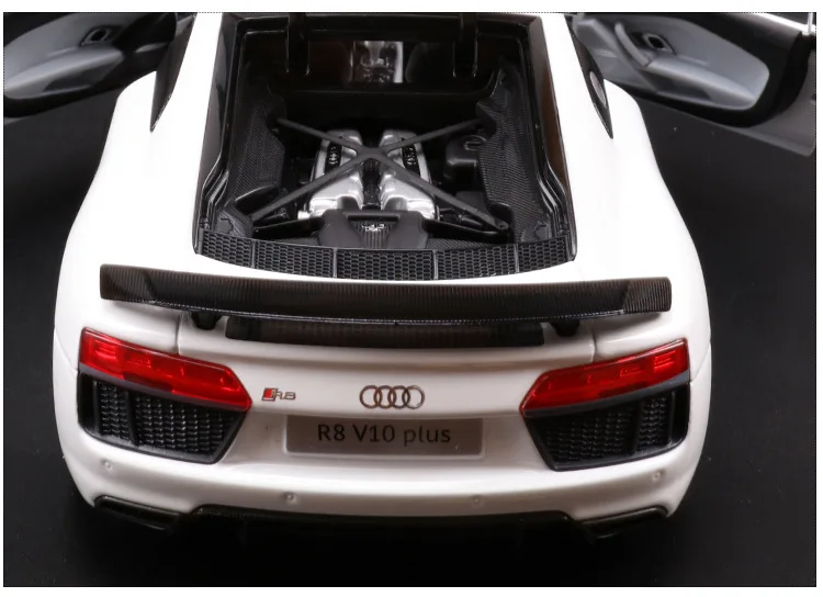 Maisto модель супер спортивный автомобиль модель 1: 18 Audi R8 V10 плюс издание в твердой обложке, брелок для автомобильных ключей, модель