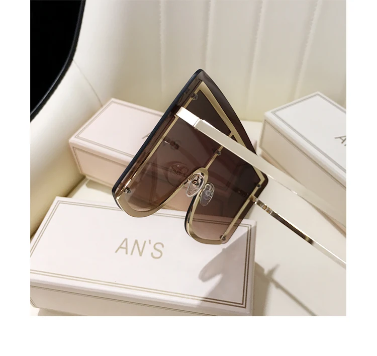 O1CN01iLocsv1EKYWw1B1d9_!!685960333