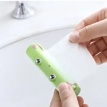 

Portable Frog Hand Wash Paper Soap Pull type Travel Scented Slice Bath Soap School Supplies Wholesale Preventing influenza virus