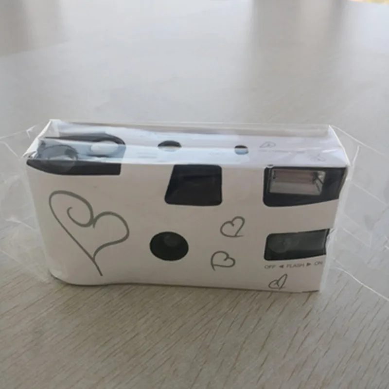 Onze-Warme-Wedding-Bridal-Camera-Bruiloft-Decoratie-36-Foto-S-Wegwerp-Camera-Enkele-Gebruik-Wegwerp-Grappig (2)