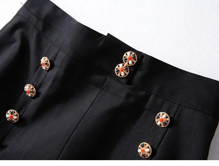 2020_05_17_20_18_36768769682619066001